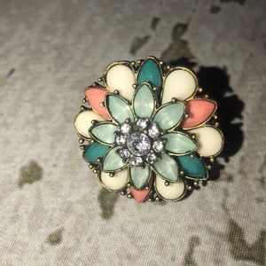 Size 9 gemstone ring